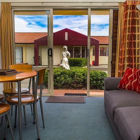 Bella Tuscany Motor Lodge Нейпиър Екстериор снимка