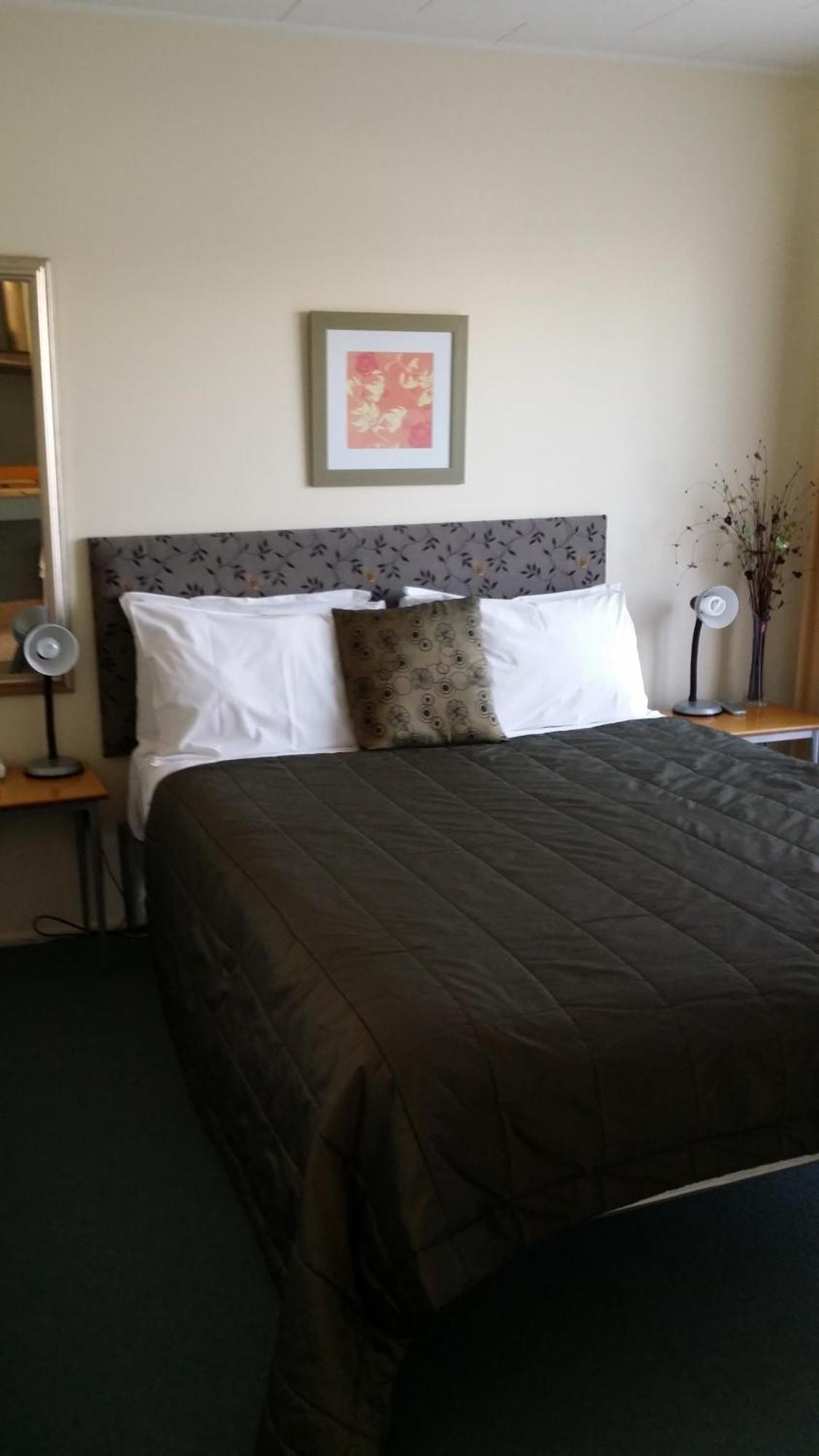 Bella Tuscany Motor Lodge Нейпиър Стая снимка