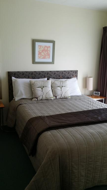Bella Tuscany Motor Lodge Нейпиър Стая снимка