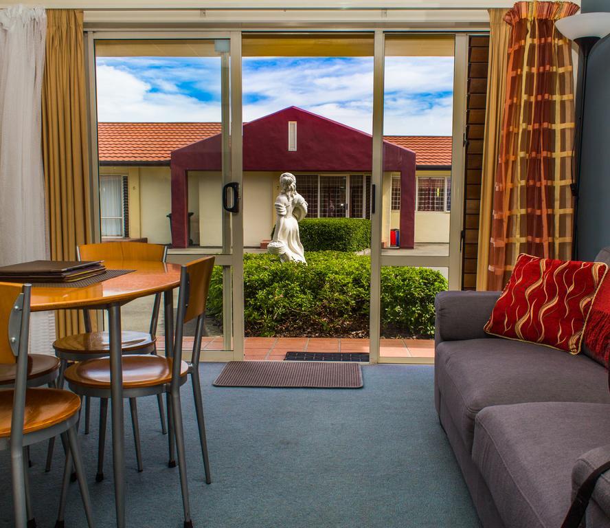 Bella Tuscany Motor Lodge Нейпиър Екстериор снимка