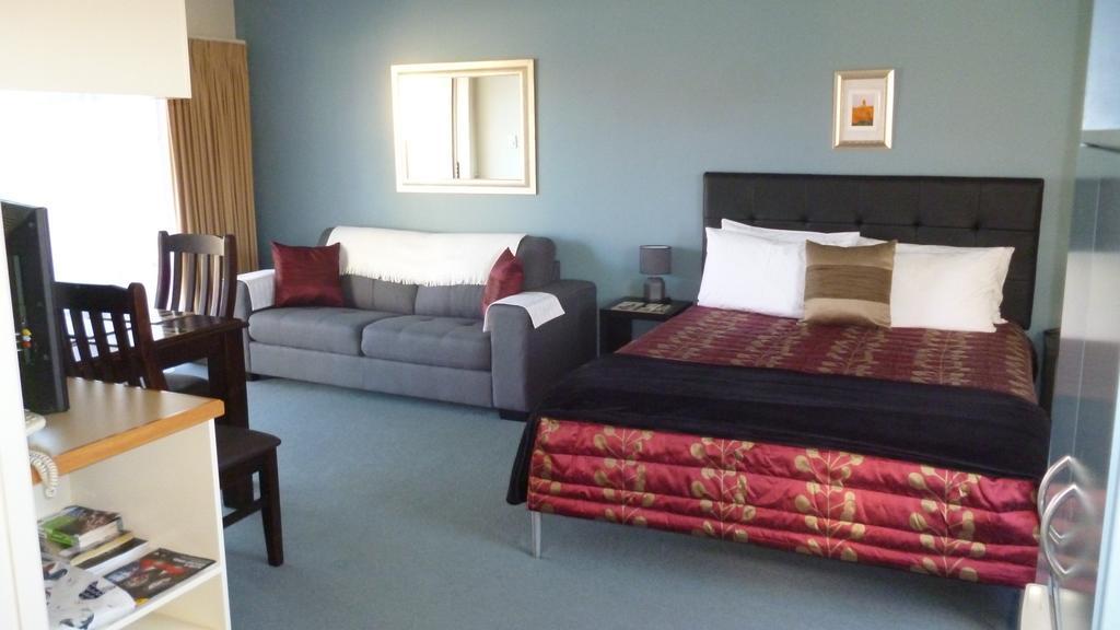 Bella Tuscany Motor Lodge Нейпиър Екстериор снимка