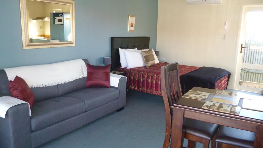 Bella Tuscany Motor Lodge Нейпиър Екстериор снимка